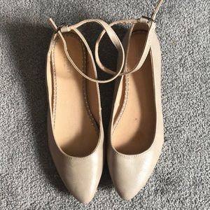 New no tags, old navy flats size 8